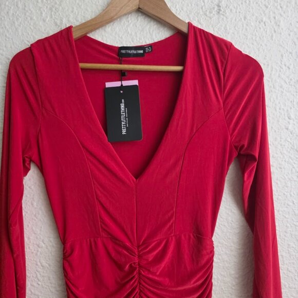 PrettyLittleThing shape Red Slinky Ruched Mini Dress in Red Women's Size US 6 - Picture 3 of 9